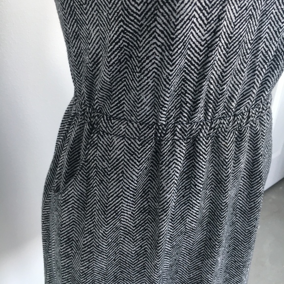 Grey Herringbone Dress with Key Hole Back - Picture 3 of 7
